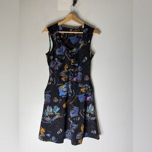 Title Nine On The Rocks Dress In Bali Bloom Floral‎ XS